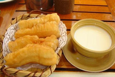 11.别人可以看到脸上的幸福。谁能感受到内心的痛苦。