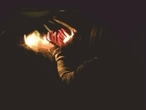 9，喜欢花朵和美丽的家庭成员，喜欢水。