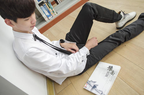 11.您一生中可以遇到多少这样的知己?有多少人可以对你诚实?您一生中可以有多少这样的兄弟,您为什么有这样的夫妻?