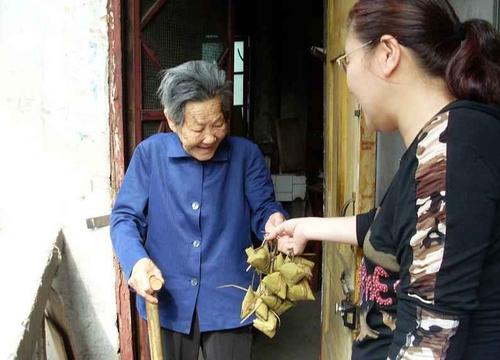 端午节期间向员工表示慰问