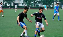 描写足球场面的句子