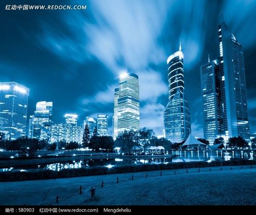 描述城市夜景的句子