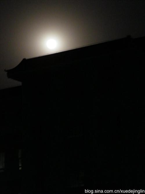 一段描述夜晚的段落