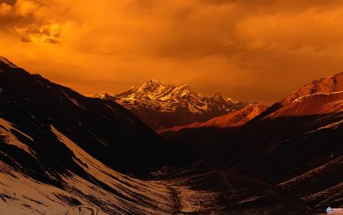 描述祖国的壮丽山川