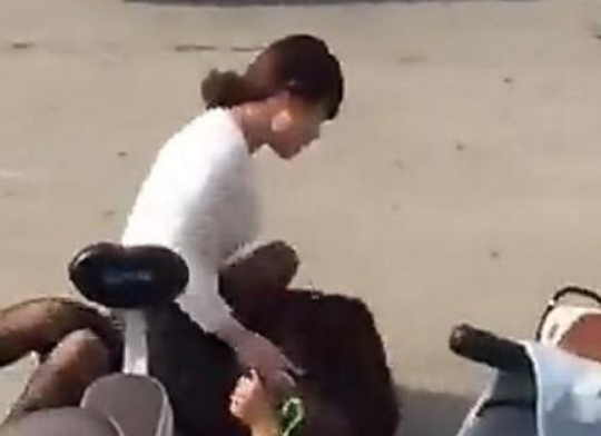 如果你在不失去脾气的情况下骂小三