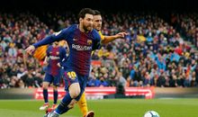 描写足球比赛的