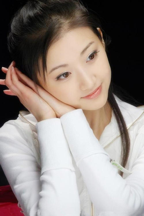 描述女性美丽的句子