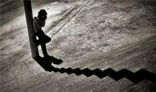 描写孤独无助的句子