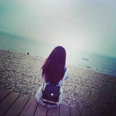 看着别人的故事和哭泣的眼泪1