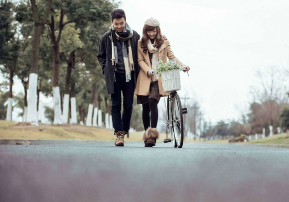 乘坐时间的火车，远离过去