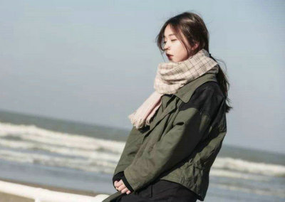 感情在一夜之间变成灰烬，一旦燃烧，无论它们多么热，它们都会寂寞1