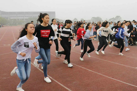 您无法决定起跑线，但可以决定终点