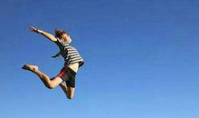 人生中不求挫折，但不能惧怕能让你更强大的挫折