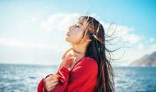 那个更好的她在向你靠近，你只管等变优秀