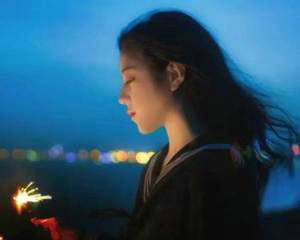 你绝对不能回头看我，我怕我真的会再和你一起1