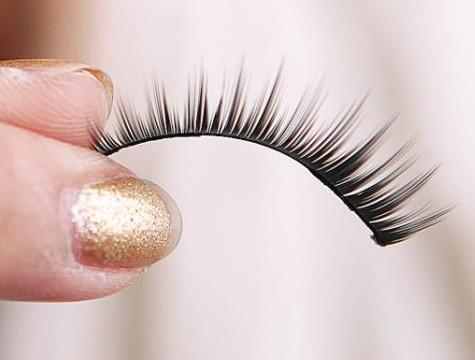 睫毛的隐喻是什么