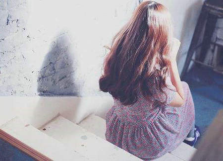 一个人成熟的迹象是他想在自己面前崩溃而不改变自己的肤色1