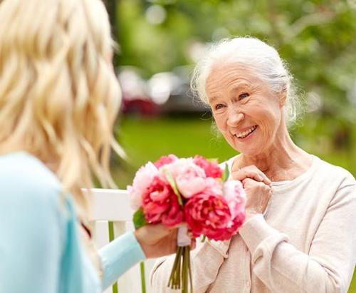 从长者到孩子的祝福