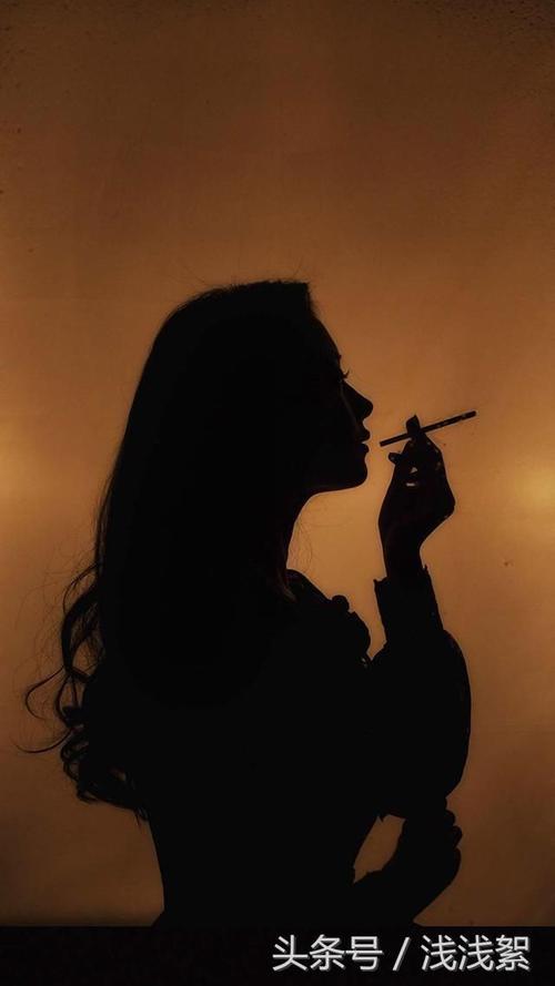 等待某人的悲伤