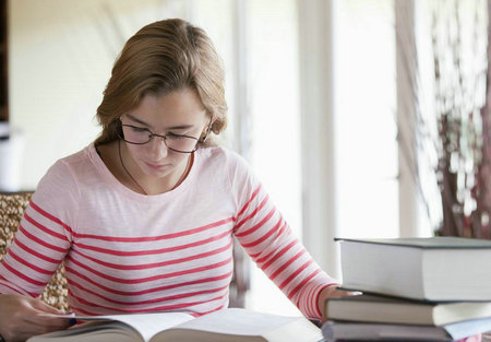 在看不起你的人面前，做自己是最重要的1