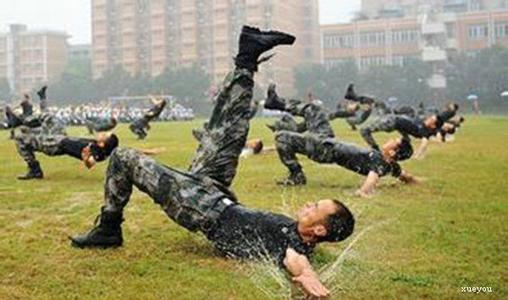 八字军训标语霸气