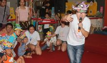 山羊野马在一起歇后语