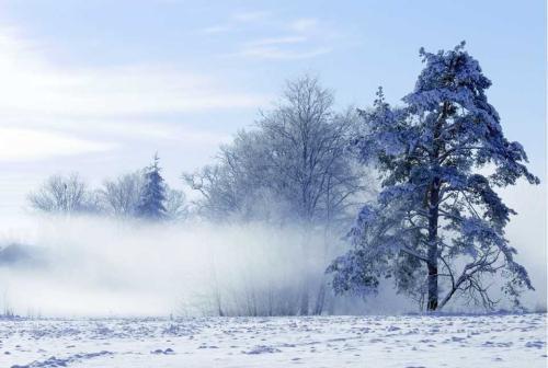 描述山脉和岩石的寓言