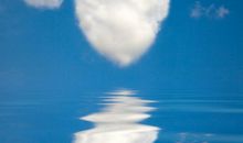 描写天上的云的句子