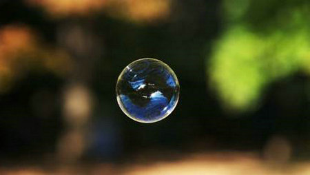 那些应该留下的人不会离开，那些应该留下的人不会留下。如果什么都没发生，最好的心态是1