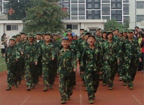 军事训练16字标语霸气