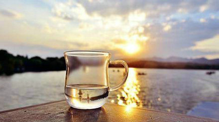 山与河是一段旅程，山与河是一生，心灵平静时，时光将平和而温暖1