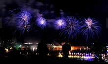 描写烟花形状的句子