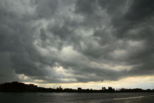 风雨如磐的句子