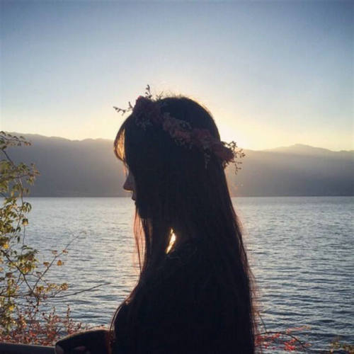 如果命运不公平，请相信爱情并保持友善