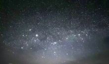 星空意境的唯美句子图片【精选28句】