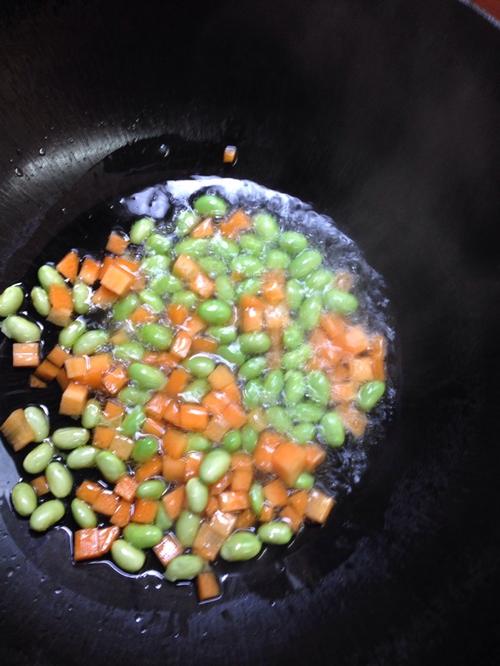 火锅上的绿豆寓言