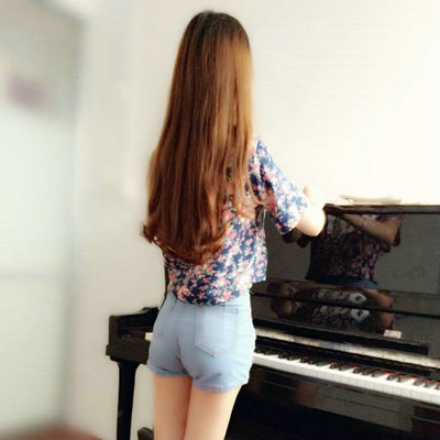 我有长长的头发和腰长的漂亮句子，个性签名[选择8个句子]