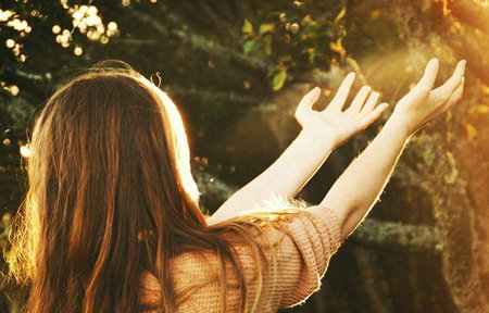 生活充满艰辛,只要您坚持更长的时间,下一秒钟可能就会出人意料