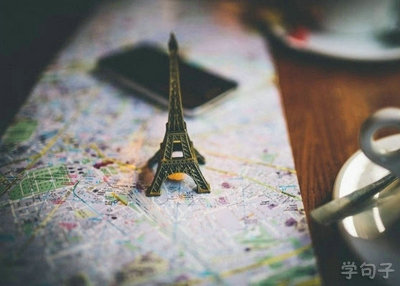 审美句子图片心情：年复一年，我属于你1