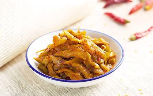 绿色蔬菜和胡萝卜寓言