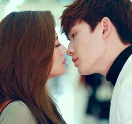 感情是最无奈的，过去不会纠结，未来可以期待1