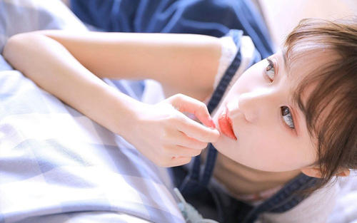 令女性感到情绪激动的词语