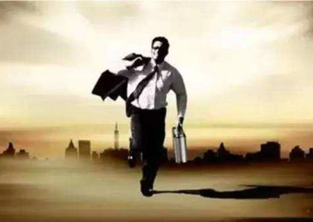 命运掌握在自己手中，抱怨会使您无所事事。 1个