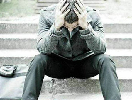 命运掌握在你自己手中，抱怨最终将使你一事无成