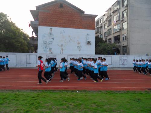 高中跑步口号16字超级霸气