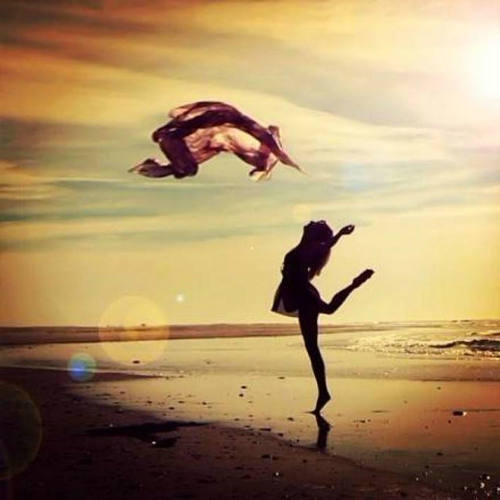 每个人的生活都是一个场景，但是哪个场景是真实的