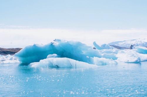 太阳的寓言在六月