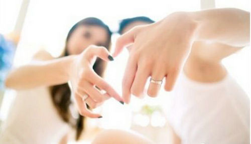 经典优美的爱情句子及图片[99句精选] 1