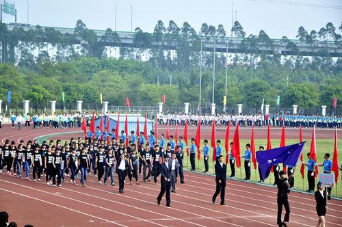 六年级体育见标语霸气