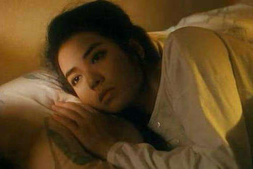 她是如此美丽，被摧毁时更加残酷1